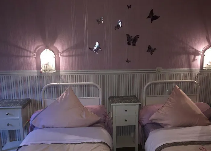 Domaine Jeanne D'arc Couette-café